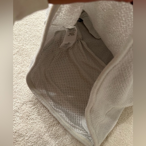 Patagonia Women’s Synchilla Fleece pullover medium - Picture 7 of 12